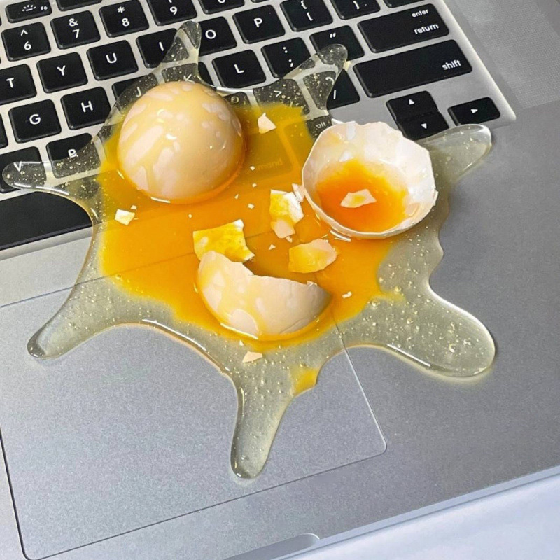 Broken Egg Cell Phone Holder S - Home Office Tech Gadgets ulasan dan harga
