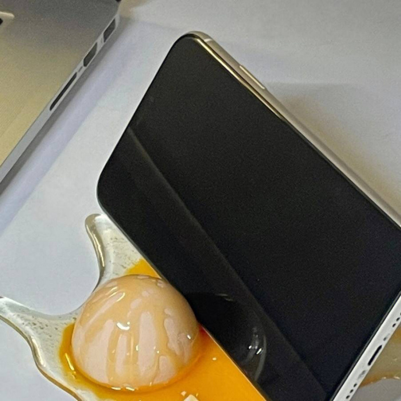 Broken Egg Cell Phone Holder S - Home Office Tech Gadgets ulasan dan harga